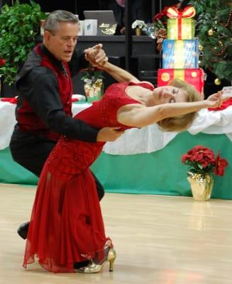 Sydney and Dan, showcase routine