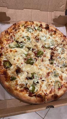 Aloha pizza! (Add jalapeños, thank me later)