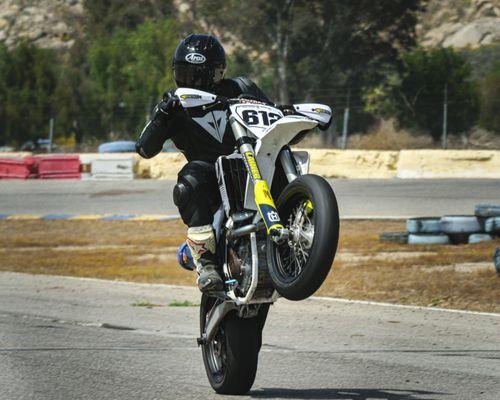 Supermoto specialist