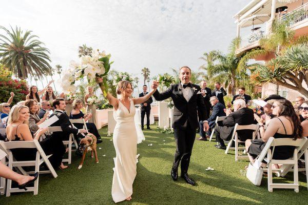 Congratulations, A&A! Your wedding at La Valencia was exquisite!