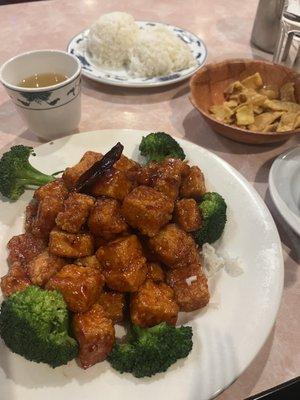 11. V8. General Tso's Tofu, with fresh steamed rice, side of SO2 Hot and Sour Soup, and pot of green tea