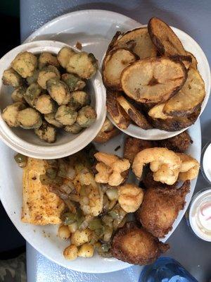 Seafood sampler - grilled fish and scallops, fried shrimp and crab bites.  Definitely shareable!!