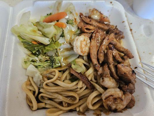 Meat combo: Teriyaki chicken and shrimp with noodles and steamed veggies