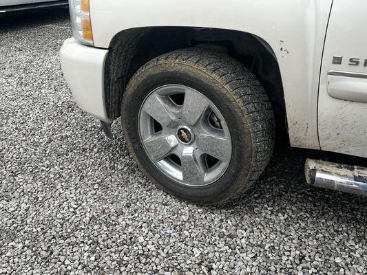 Reference photo of factory wheels. They damaged 2 of his wheels, this is a photo of one of the good ones.