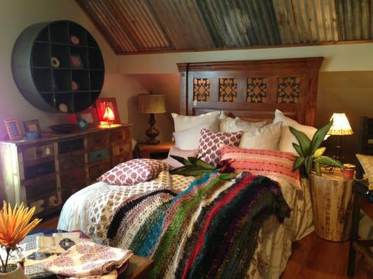 I want this room in my house. #shopthetreehouse @tree_house_love