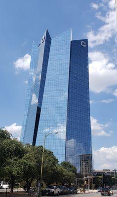 The newest skyscraper in downtown San Antonio. The new Frost Bank due to have it's grand opening September 2019.