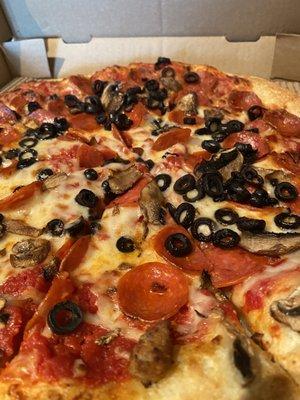 Horrible pepperoni pizza with all the black olives placed only on a couple of slices. LAZY!