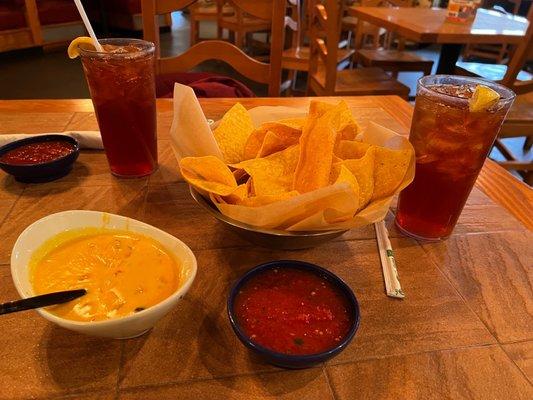 Chips & Salsa, plus queso