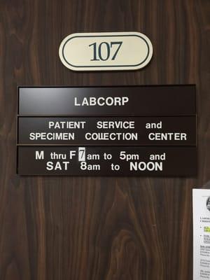 Labcorp San Mateo main door.