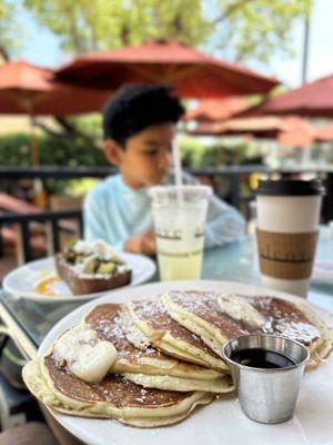 Lemon Ricotta Pancakes