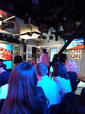 Chris Cuomo getting ready, mixing with the audience.