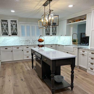 Custom Kitchen Cabinetry