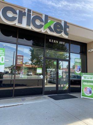 Front of Cricket Wireless- McFarland