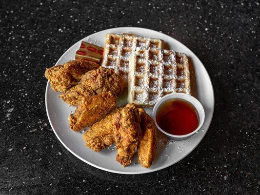 Dub's Signature Wings and Waffles