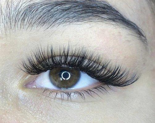 Lash extension