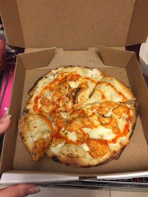 Buffalo chicken pizza no onions