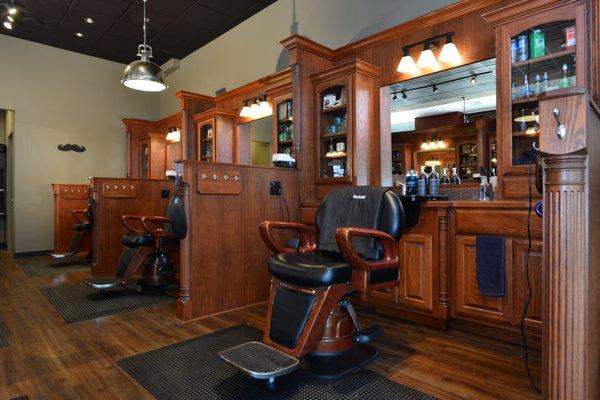 Roosters Men's Grooming Center