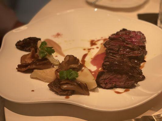 Wagyu with artichoke