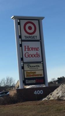 Framingham Mall -- 400 Cochituate Road / Route 30, Framingham              Sign (from Route 30)