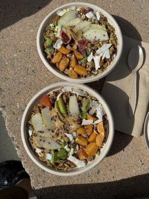 Acai bowl and chocolate date bowl