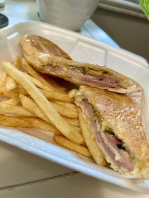 Autentico Cubano Sandwich