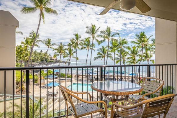 Aston Kona by the Sea 2-Bedroom Ocean View Balcony