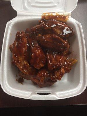 A fresh set of bumbo hot wings! Finger licking delicious!