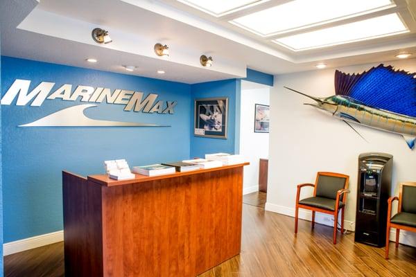 MarineMax St Petersburg - Sales, Service & Marina