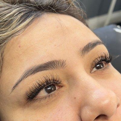 Classic lash extensions