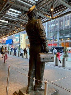 Ralph Kramden Statue