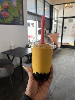 Mango bubble tea