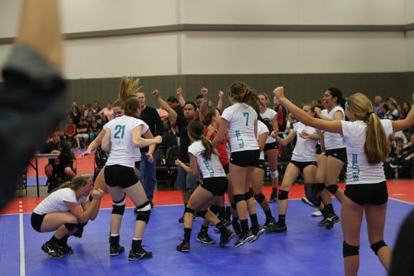 17 Open Quarterfinal Win for Bronze!