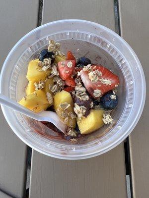 Acai bowl