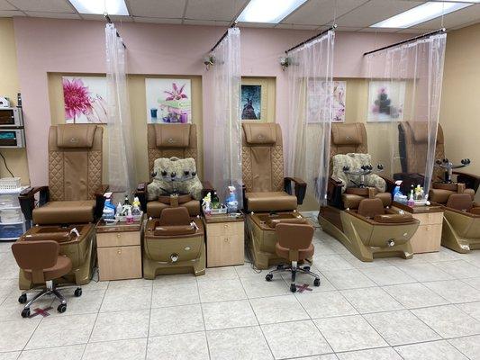 Inside nails salon