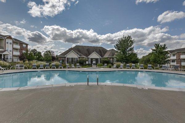 Large Relaxing Pool