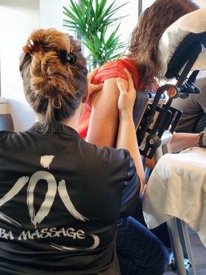 We provide on-site chair massage therapy for corporate wellness, marketing events, staff appreciation day, and family gatherings.