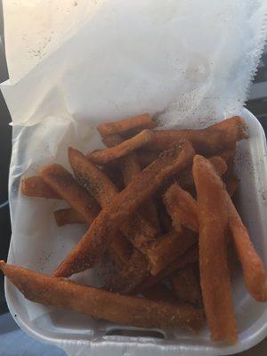 French fries with cinnamon and I asked for sweet potato fries. Nice service but terrible food