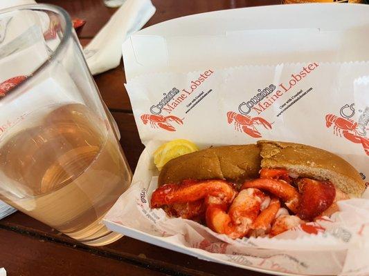 Strawberry Seltzer and lobster roll