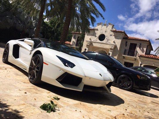 Lamborghini getting a Basic Detailing.