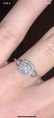 Georgous Promise ring!!