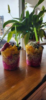 Waikiki and Double rainbow with pitaya. Soon good!