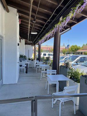 Our Castro Valley bakery outdoor patio seating with WIFI access.