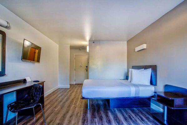 Motel Hesperia CA Single Queen