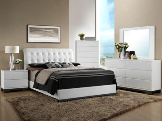 Bedroom set