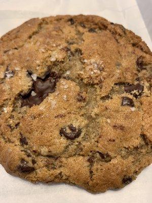 Chocolate chip cookie