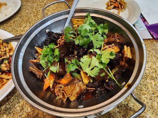 Dry pot beef brisket