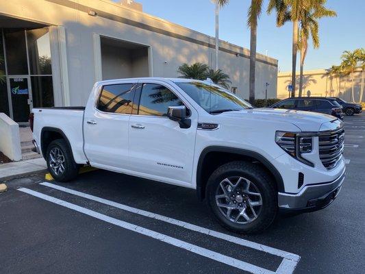 2022 GMC Sierra SLT