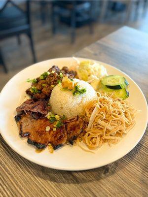 Suon Nuong, thit nuong, bì ( pork chop, grilled pork, & shredded pork & skin)