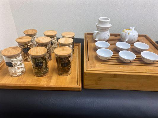 Dr Li Acupuncture & Herbal Center