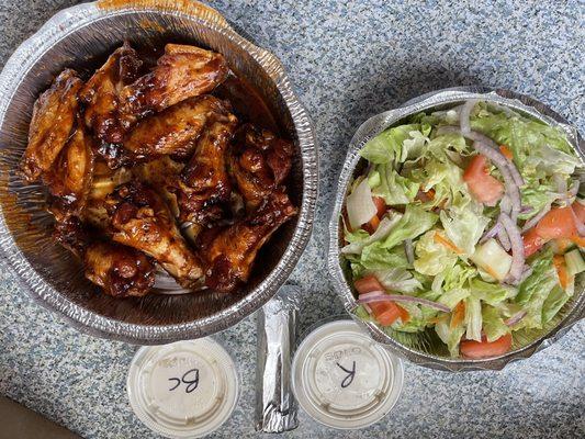 Jamaican Jerk wi ha and garden salad.  Wing never disappoint. Sauce is pretty spicy so if you're a lightweight, don't do it.